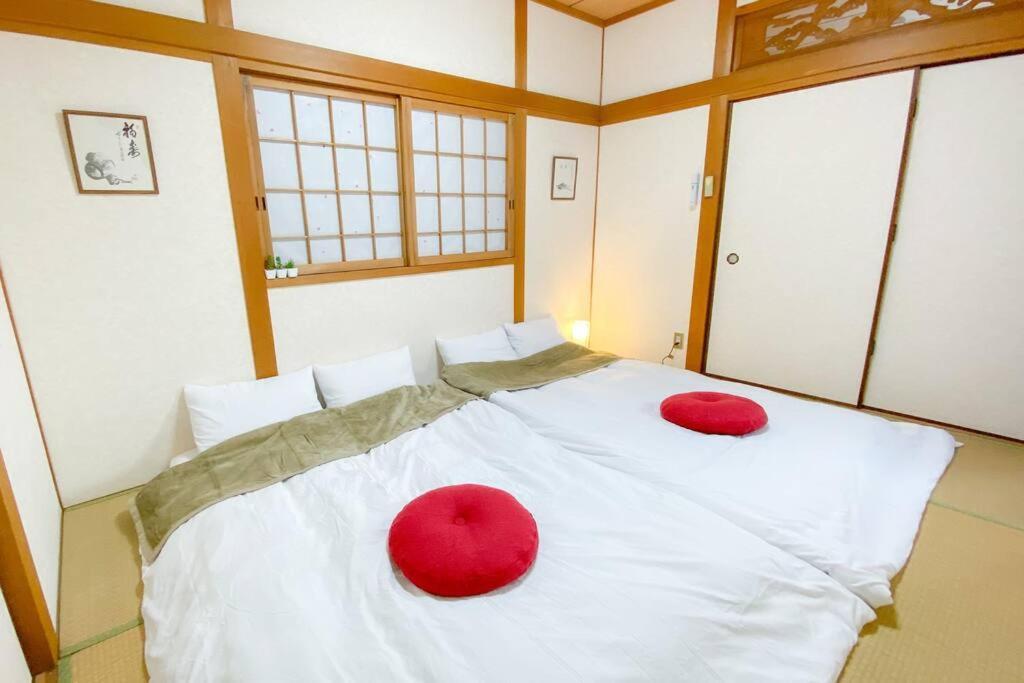 団,最大16名,レンタルサイクル無料,usjまで好アクセスの3階建て อพาร์ทเม้น *