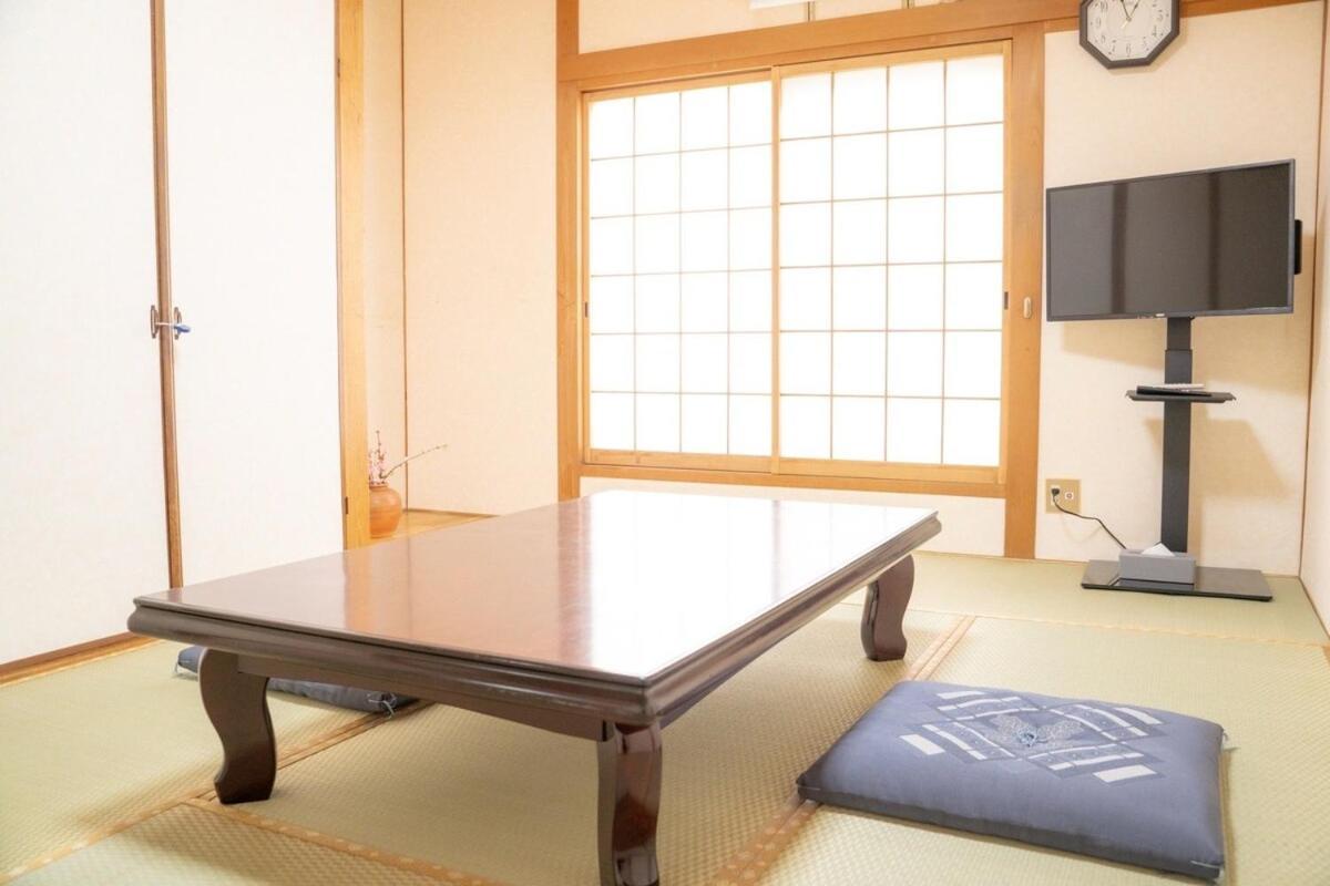 団,最大16名,レンタルサイクル無料,usjまで好アクセスの3階建て อพาร์ทเม้น
